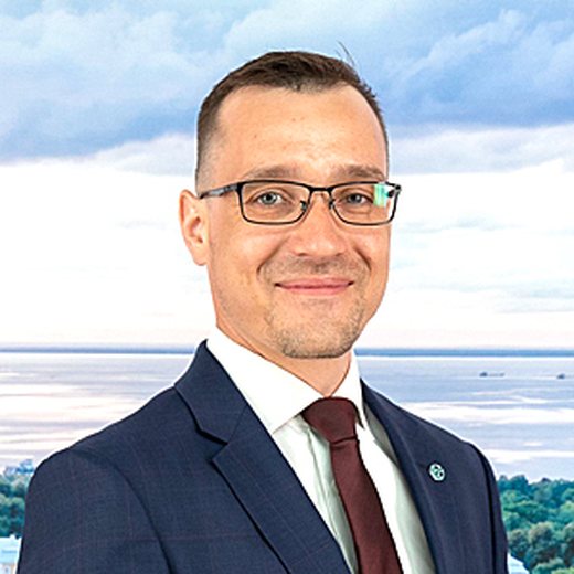 Дмитрий Гинда